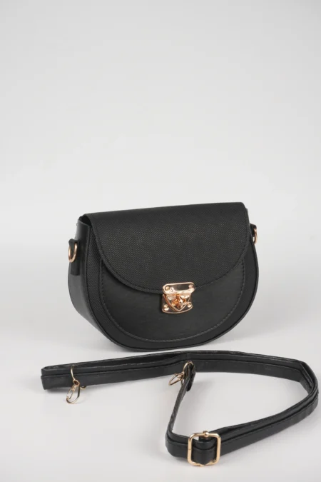 Kilit Detaylı kapaklı Çapraz Askılı Çanta