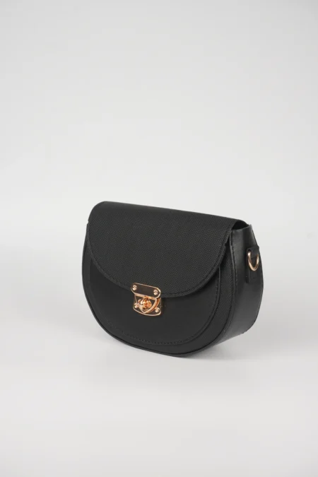 Kilit Detaylı kapaklı Çapraz Askılı Çanta