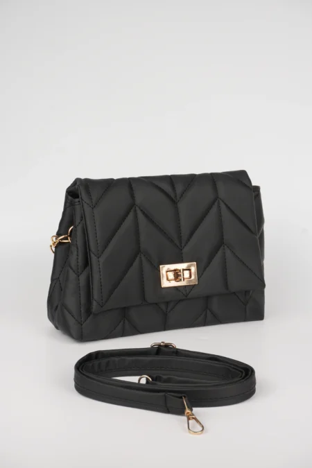 Kapitone Desenli,Kilit Kapaklı, Zincir Askılı Kadın El, Kol ve Omuz Çantası