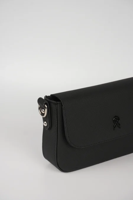 Siyah Dokulu Arkası Fermuarlı El Kol ve Omuz Askılı Çanta