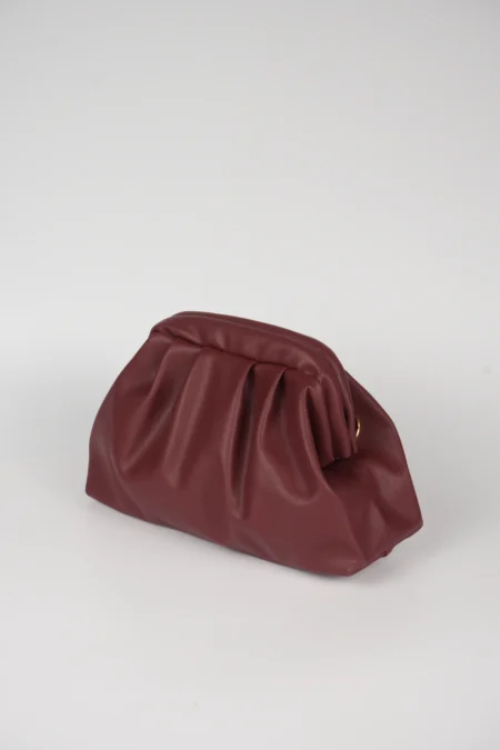 Kadın Burs Kapamalı Parlak Suni Deri Omuz Askılı Çanta