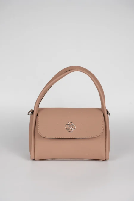 Modern Logo Detaylı Kapaklı Kadın El Kol ve Omuz Askılı Çantası