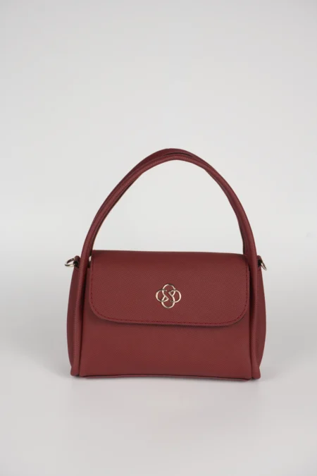 Modern Logo Detaylı Kapaklı Kadın El Kol ve Omuz Askılı Çantası